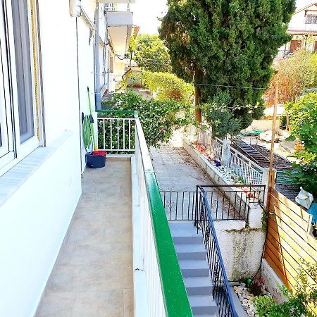 Cozy & Cool Apartment N1 30M From Sea Nea Kallikrateia Exterior foto