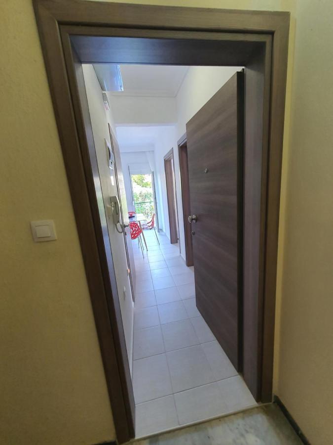 Cozy & Cool Apartment N1 30M From Sea Nea Kallikrateia Exterior foto