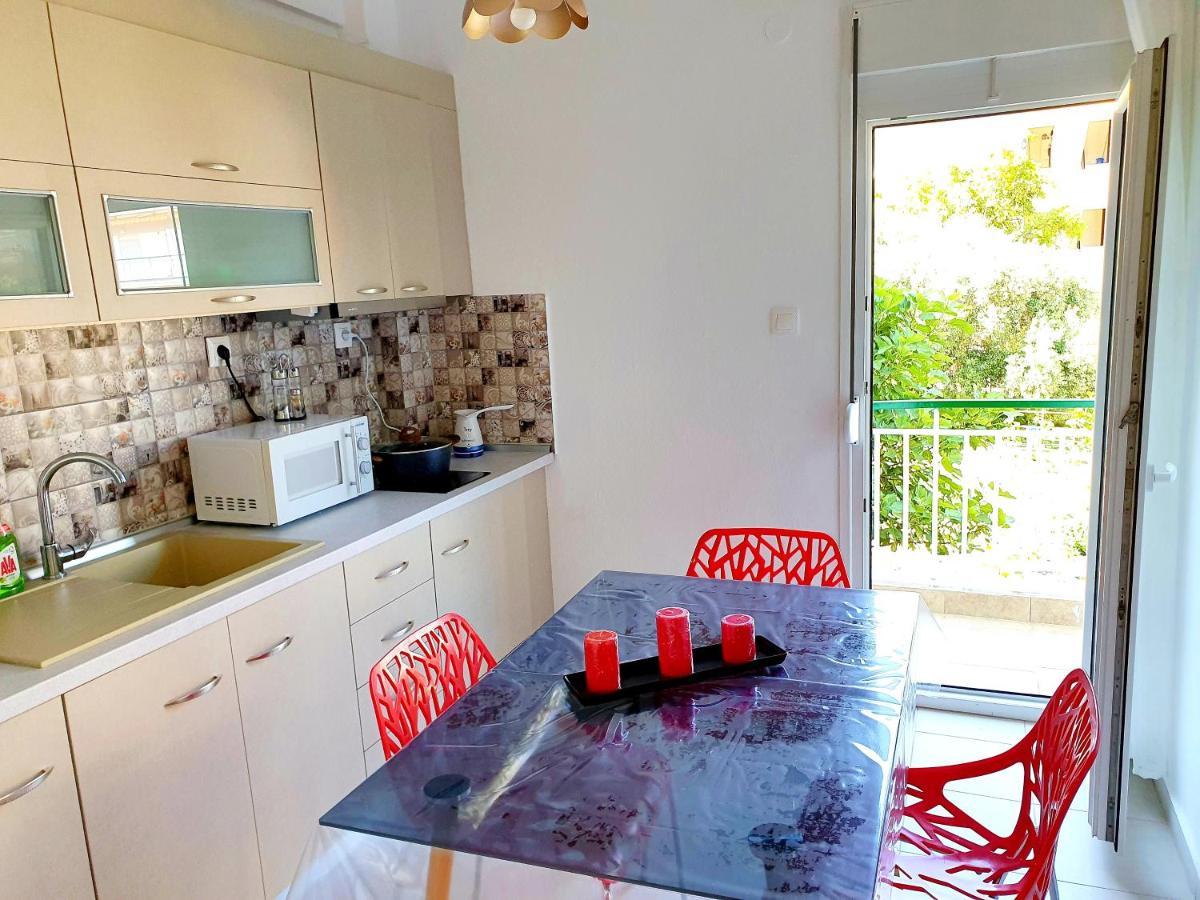 Cozy & Cool Apartment N1 30M From Sea Nea Kallikrateia Exterior foto